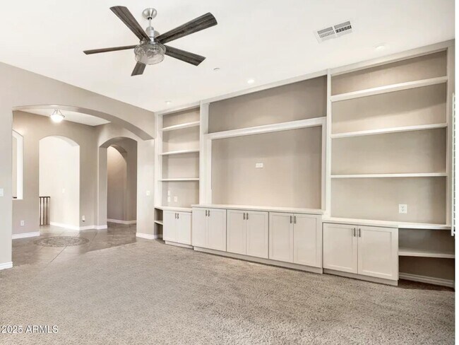 Building Photo - 3220 N 136th Dr