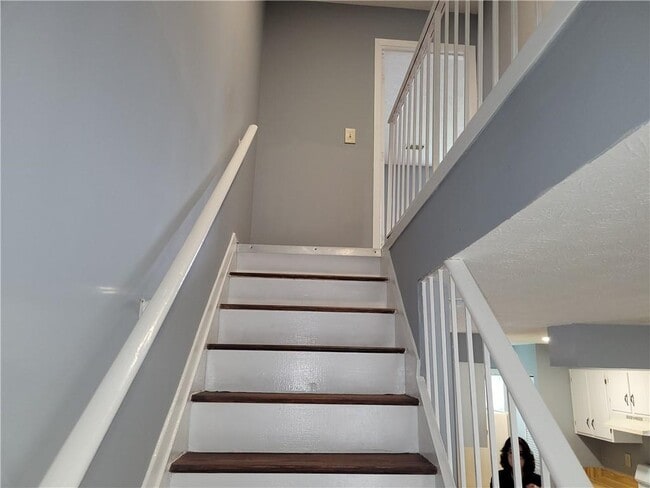Building Photo - 457 Prince of Wales