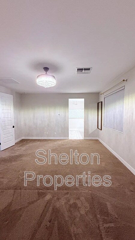 Building Photo - 5229 N 79th Dr