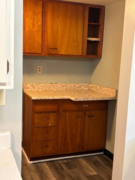 Building Photo - 3967 Pharo Dr