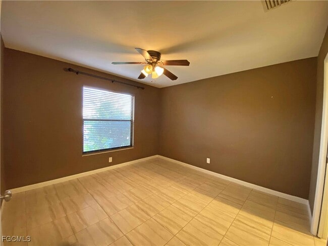 Building Photo - 6112 Principia Dr