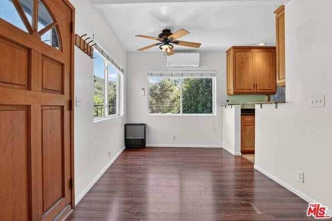 Building Photo - 21549 Summit Trail