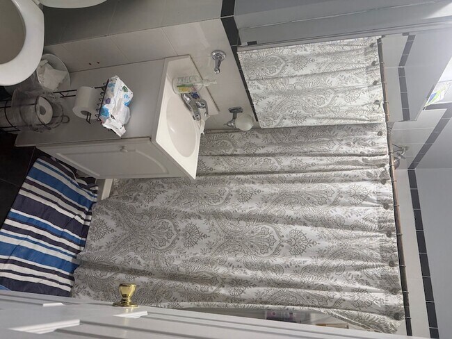 Building Photo - 1336 K St