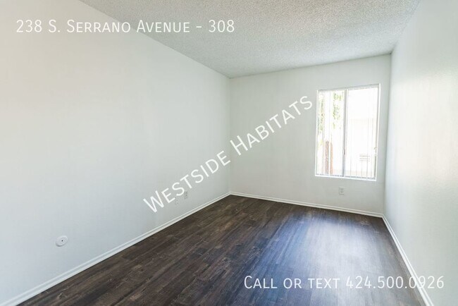 Building Photo - 238 Serrano Ave