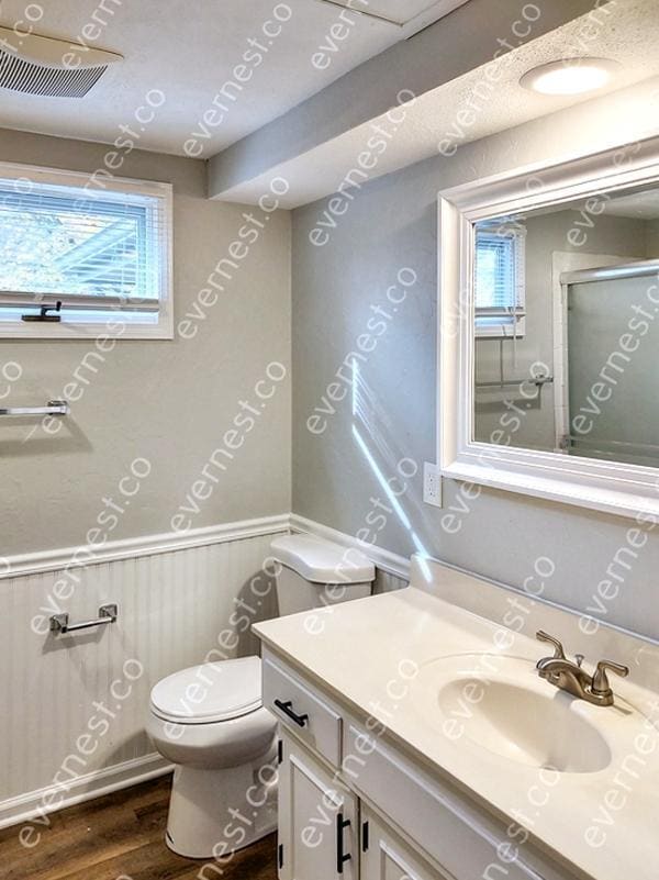 Building Photo - 10244 Caenen Dr