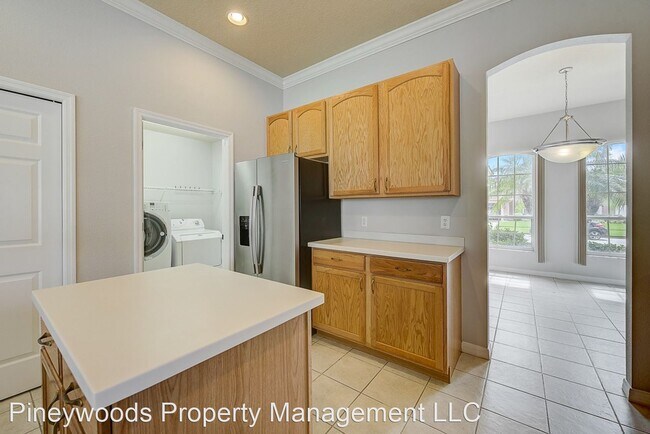 Building Photo - 4 br, 2 bath House - 1016 Sweet Breeze Drive