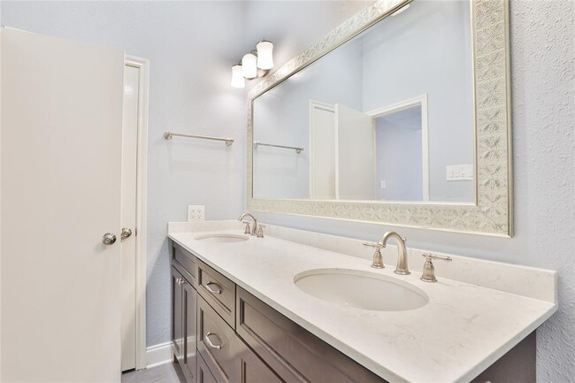 Building Photo - 4203 Bentley Dr