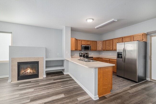 Building Photo - Spacious 2 bedroom home in the heart of Pa...
