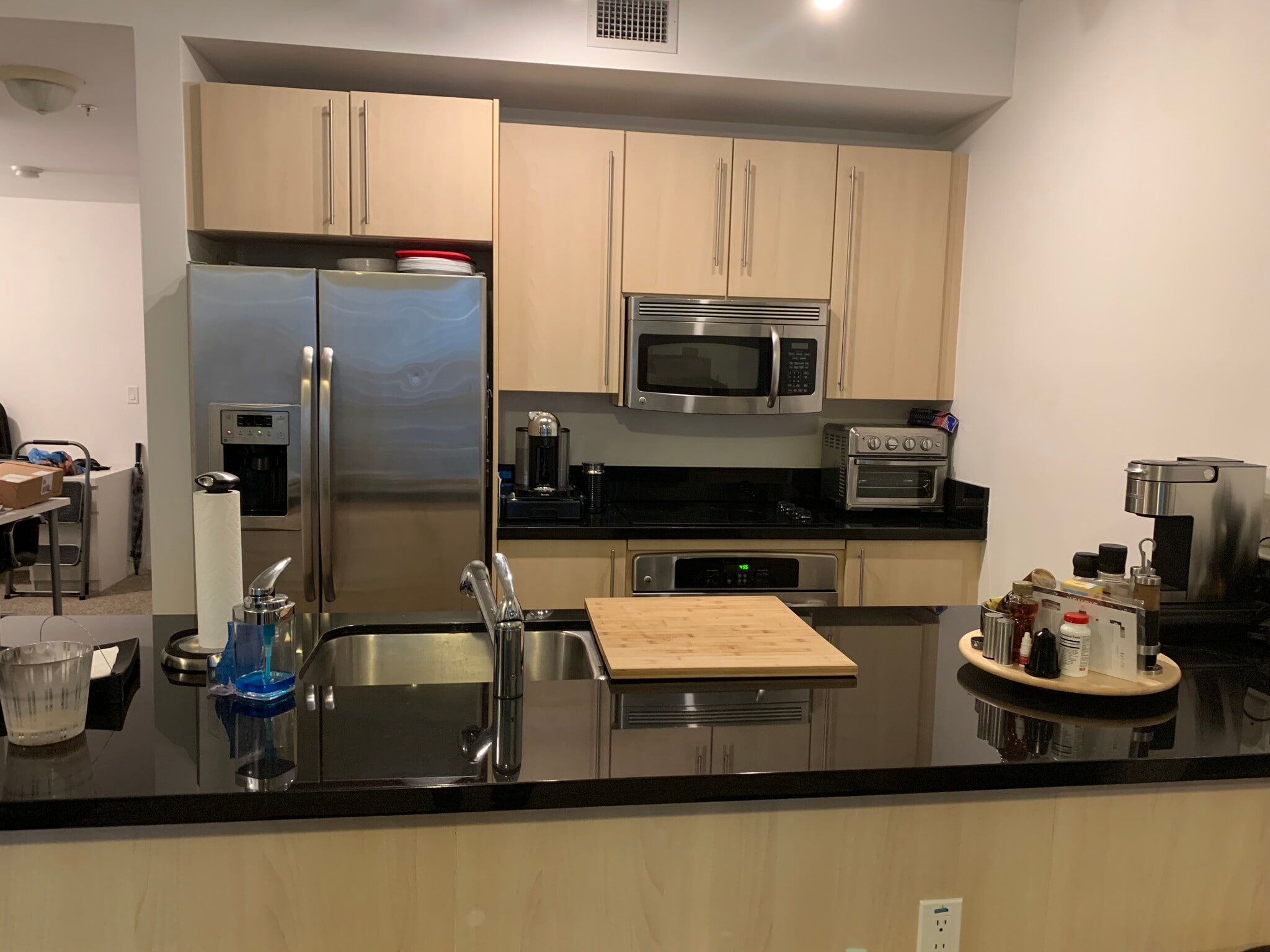 Kitchen - 1111 SW 1st Ave
