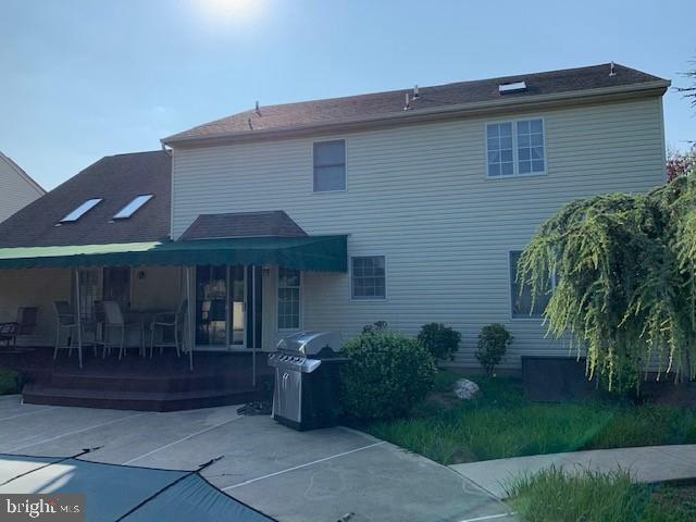 Building Photo - 401 Augusta Dr E