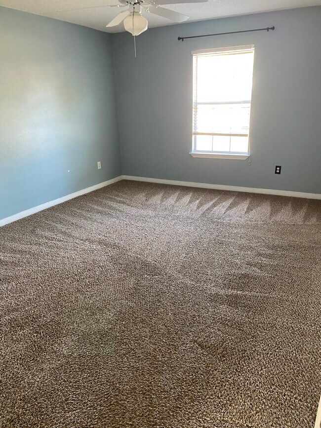 Building Photo - 7344 Gordon Evans Rd