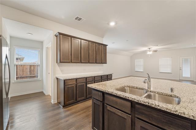 Building Photo - 745 John Adams Ct