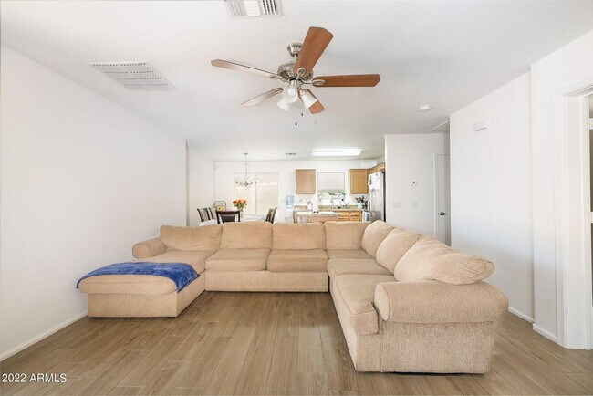 Building Photo - 40117 W Hayden Dr