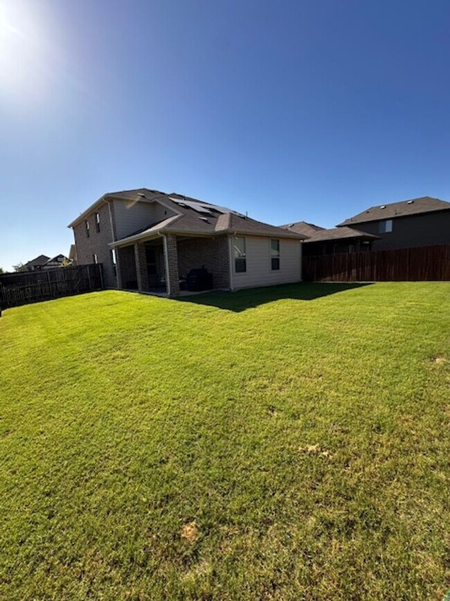 Building Photo - Charming 3-Bed, 2.5-Bath Home for Lease in...