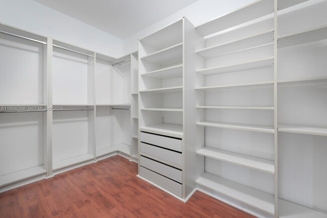 Building Photo - 13116 SW 136th Terrace