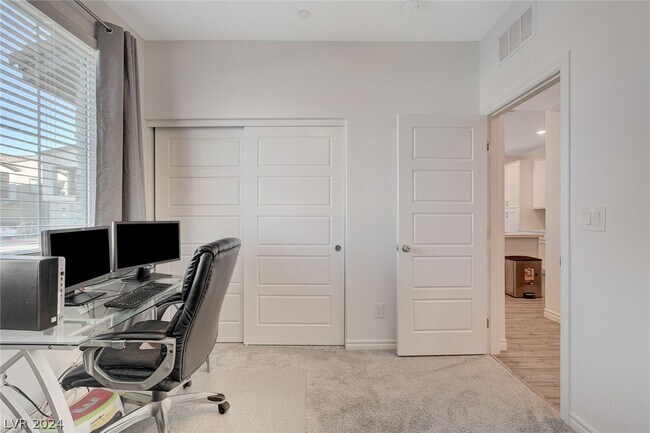 Building Photo - 7320 N Decatur Blvd