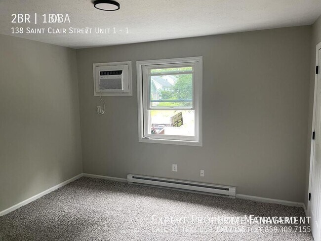 Building Photo - 138 St Clair St