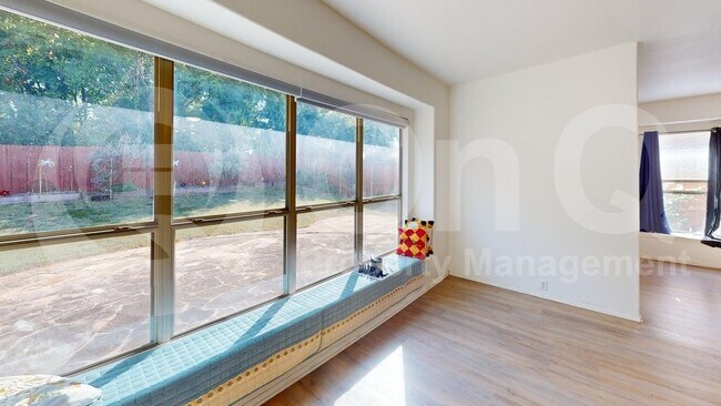Building Photo - 1309 Chase Trail