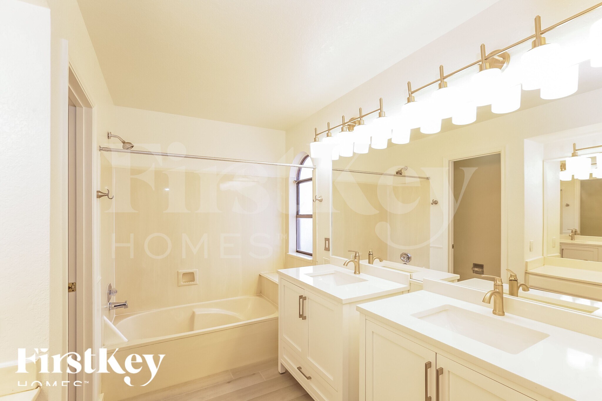 Building Photo - 2994 N Benson Ln