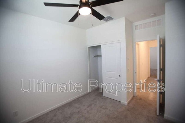 Building Photo - 25209 N 144th Dr