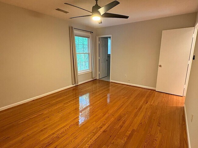 Building Photo - 3767 Murdock Ln