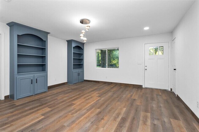 Building Photo - 26424 Leisure Ln