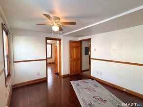 Building Photo - 5 Church St