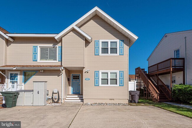 Building Photo - 148 Captains Quarters Rd