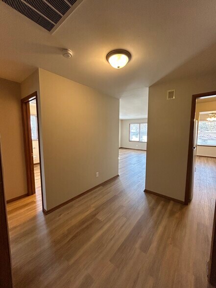 Building Photo - 2917 Todd Dr