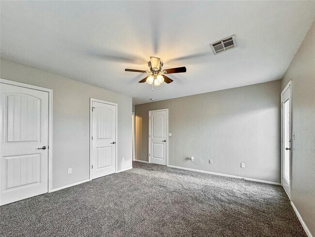 Building Photo - 1729 Everglade Ct