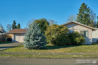 Building Photo - 265 SW Salix Terrace