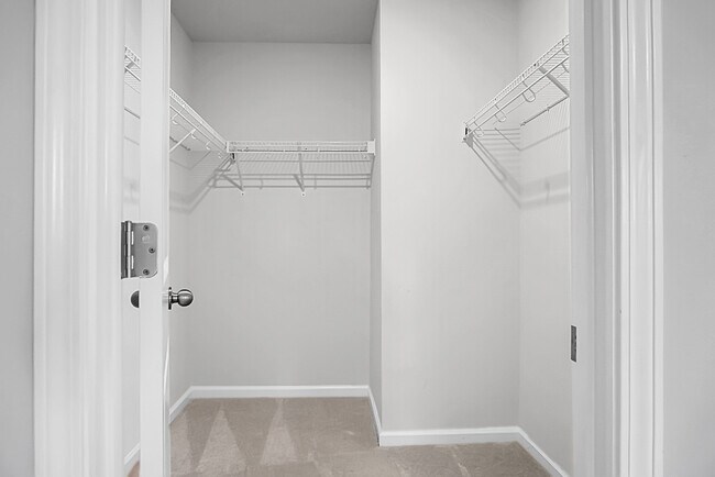 Building Photo - 210 Daniels Creek Cir