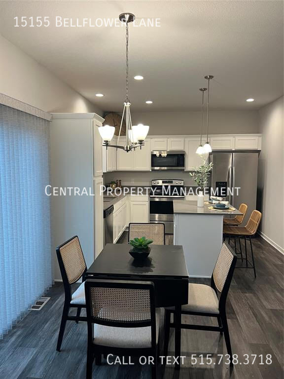 Building Photo - 15155 Bellflower Ln