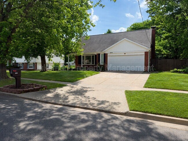 Building Photo - 6318 Avon St