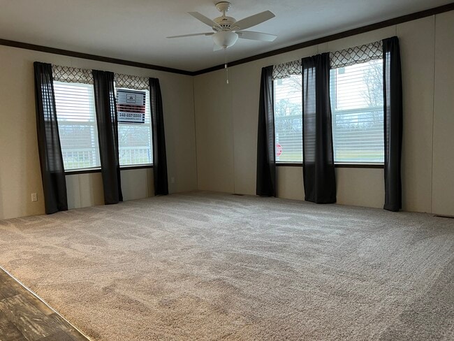 Building Photo - 2 Sycamore