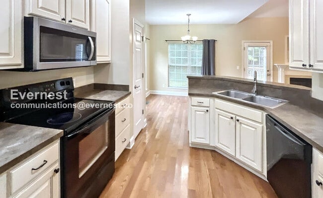 Building Photo - 2095 Baggett Rd