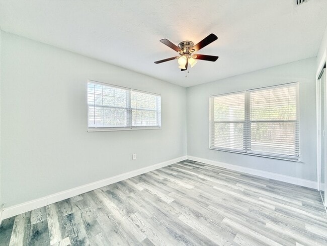 Building Photo - 9401 88th Way N