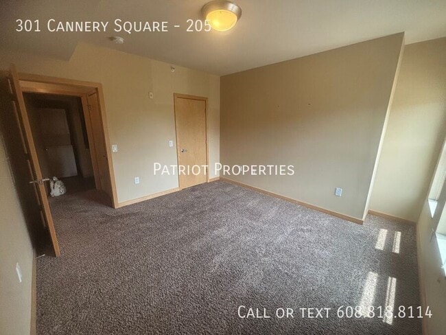 Building Photo - 301 Cannery Square