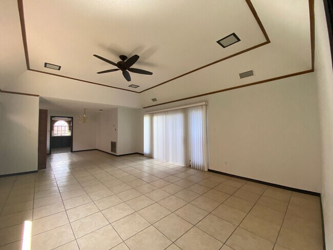 Building Photo - Beautiful 3bed/ 2bath home in Mcallen area