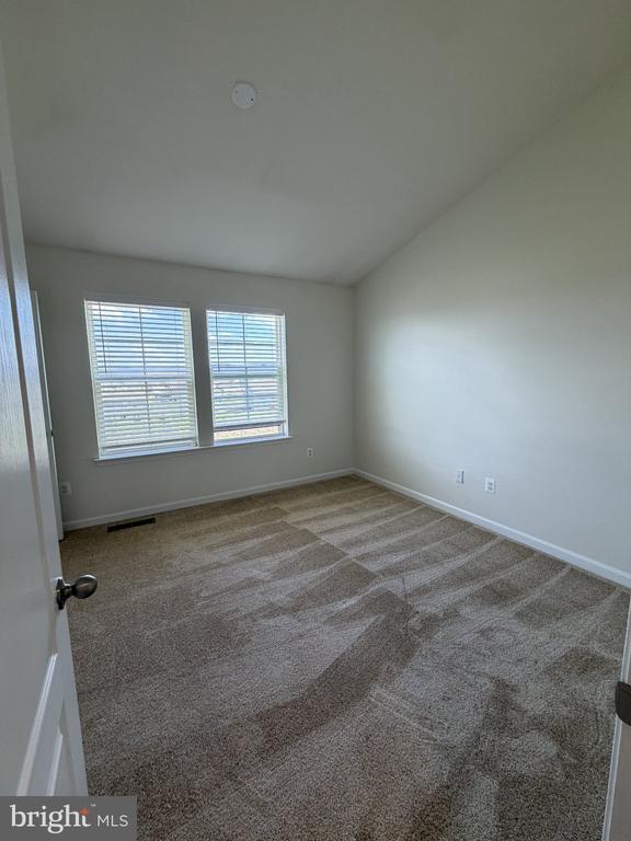 Building Photo - 40 Orch Grn Dr