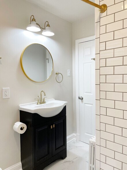 Building Photo - 500 5th St