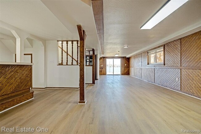 Building Photo - 1982 S Ortonville Rd