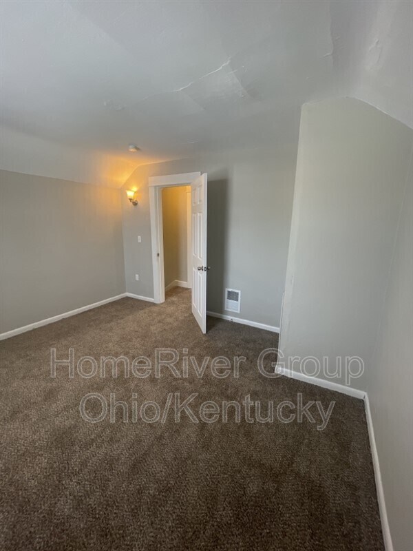 Building Photo - 2308 Fauver Ave