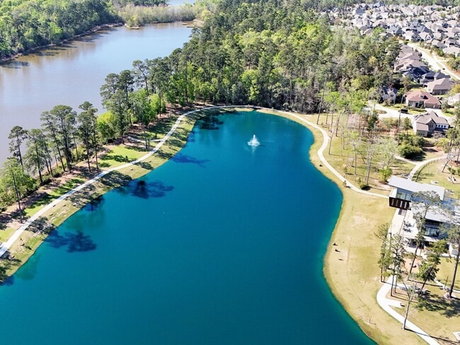 Building Photo - 126 Keechie Creek Ct