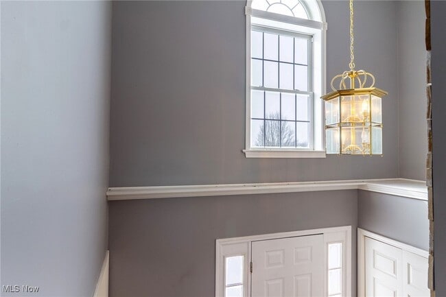 Building Photo - 889 Holborn Rd