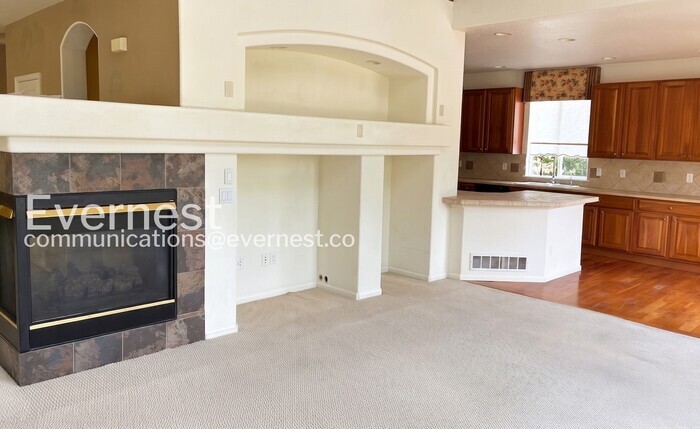 Building Photo - 6238 Westchase Rd