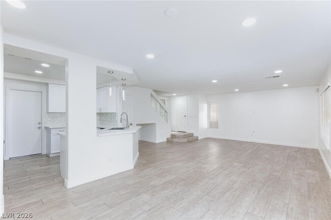 Building Photo - 8478 Prince of Tides Ct