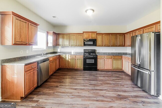 Building Photo - 237 Summer Gate Ln