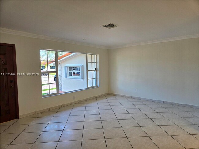 Building Photo - 10475 SW 42nd Terrace