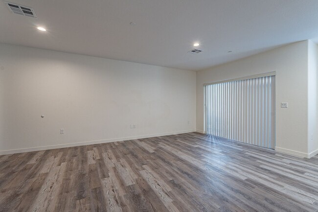 Floorplan - La Vie